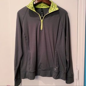 Athletic Quarter Zip